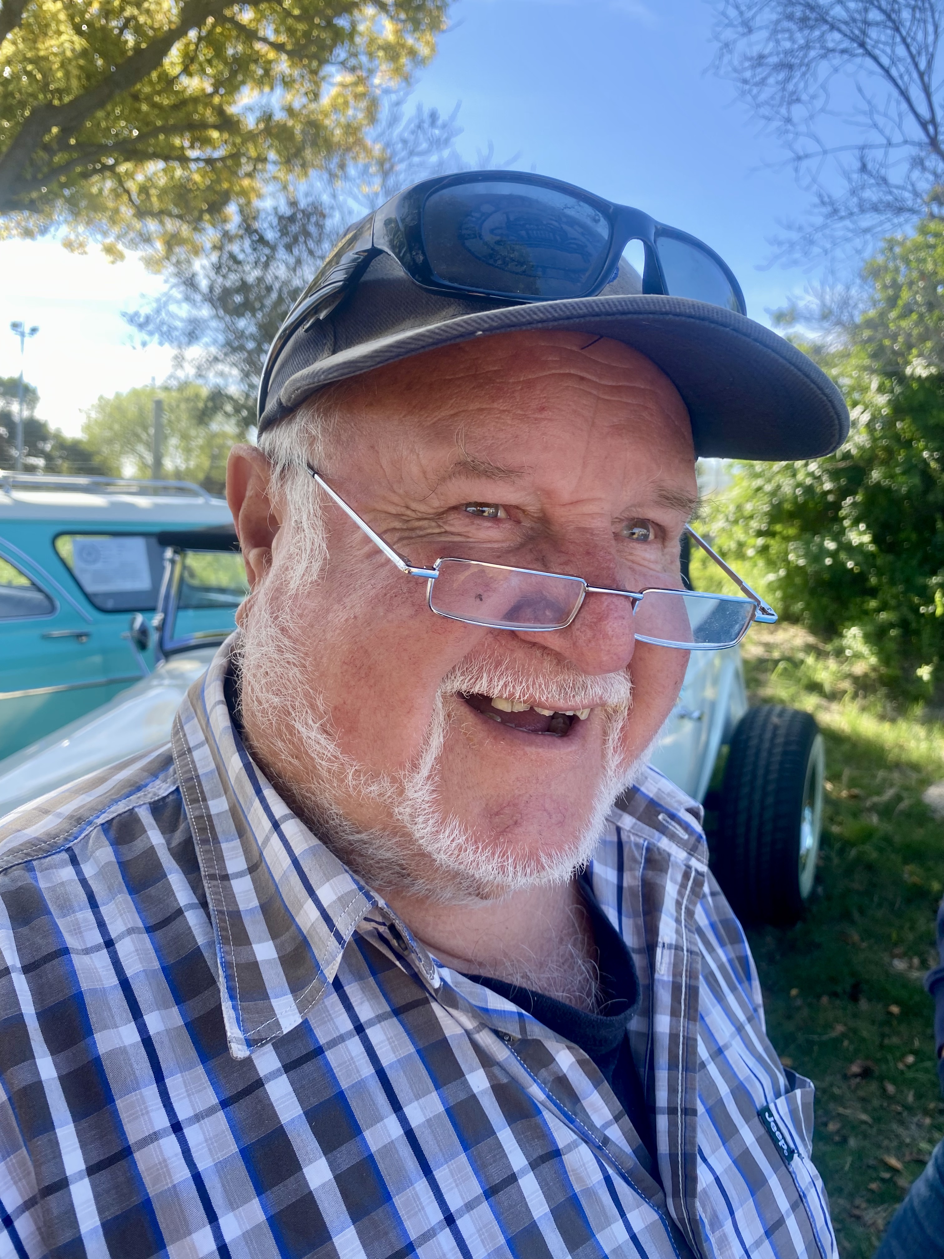 Alternate image text